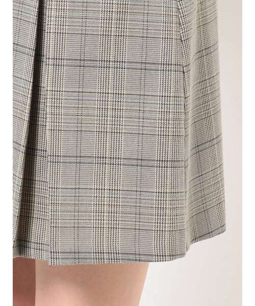 dazzlin(ダズリン)の「ボックスプリーツベルトミニスカート(スカート・レディース・グレー/ブラウン・SMALL/MEDIUM)」の21枚目の写真