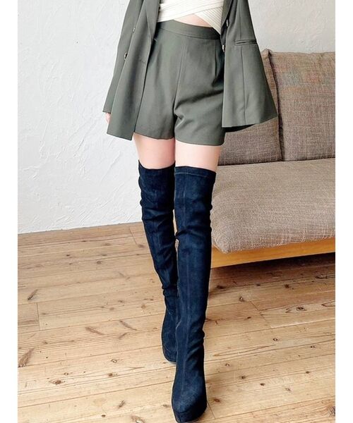 RESEXXY(リゼクシー)の「ベーシックショートパンツ【セットアップ着用可能】(その他パンツ・レディース・グリーン/ベージュ/その他1・FREE)」の2枚目の写真