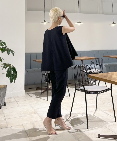 JENNE(ジェンヌ)の「日本製 Vネックブラウス(シャツ/ブラウス・レディース・ネイビー/グリーン・MEDIUM/LARGE/SMALL)」の17枚目の写真