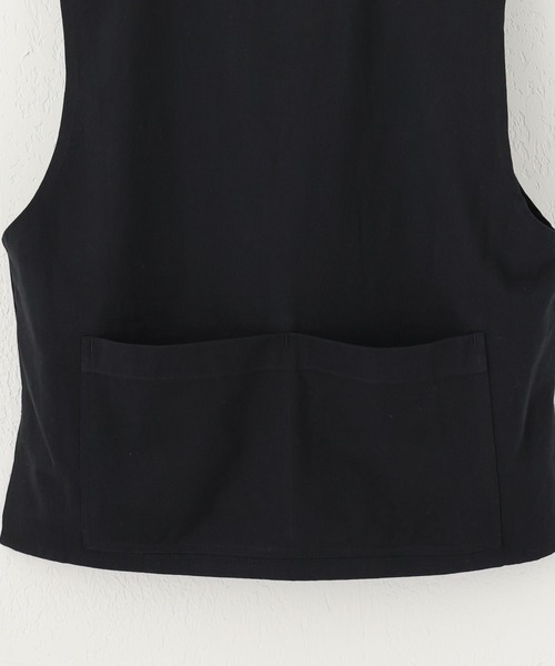 CIAOPANIC TYPY(チャオパニックティピー)の「【KIDS】コットンツイルサイドスリットミリタリーベスト(ベスト・キッズ・ブラック/カーキ・MEDIUM/X-LARGE)」の4枚目の写真