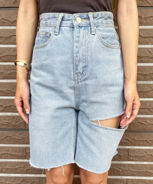 esutoreja（エストレジャ）の「ダメージデニムハーフパンツ（デニムパンツ・レディース・ブルー・S/M）」の2枚目の写真