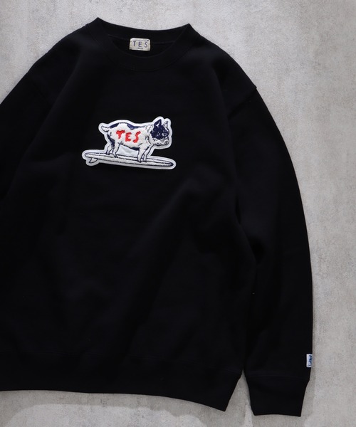 The Endless Summer(エンドレスサマー)の「TES BUHI WAPPEN CREWNECK SWEAT / クルーネックスウェット(スウェット・メンズ・ブラック/ホワイト/グレー・MEDIUM/X-LARGE/LARGE)」の4枚目の写真