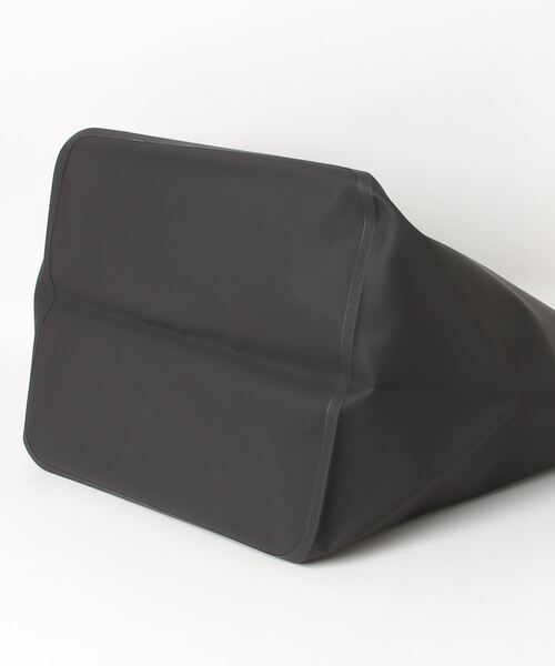 RVCA(ルーカ)の「RVCA メンズ RVCA HAUL BAG バッグ【2022年秋冬モデル】/ルーカターポリントートバッグ(ショルダーバッグ・メンズ・ブラック・FREE)」の3枚目の写真