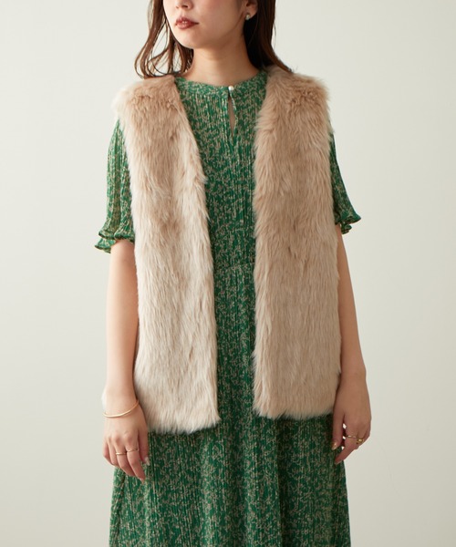 natural couture(ナチュラルクチュール)の「AWアイテム/ロングファーベスト(ベスト・レディース・マルチ/モカ/グレイッシュベージュ・FREE)」の22枚目の写真