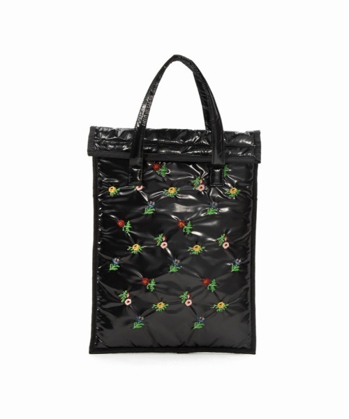 Casselini(キャセリーニ)の「Casselini(キャセリーニ)刺繍PCケース(PC・タブレットケース・レディース・ブラック/ピンク/シルバー・FREE)」の5枚目の写真