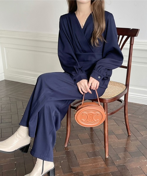 emi+（エミプラス）の「ウエスト切り替え カシュクールワイドサロペット（サロペット/オーバーオール・レディース・ネイビー/ブラウン/ブラック・L/M）」の12枚目の写真