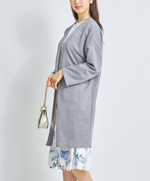tocco closet(トッコ クローゼット)の「ポケットファスナースエードポンチコーディガン(ノーカラーコート・レディース・ライトグレー/モカ/グレイッシュベージュ/グレイッシュブルー・M)」の17枚目の写真