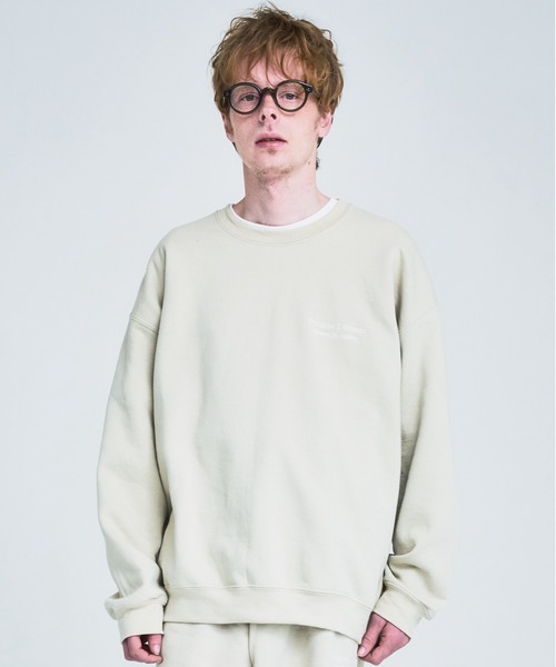 EMMA NOVEMBER (エマノーヴェンバー)の「Embroidery ヘビーブレンド クルースウェット(スウェット・メンズ・ネイビー/グレー/ブラック/ホワイト/サンドベージュ・1/3/2)」の4枚目の写真