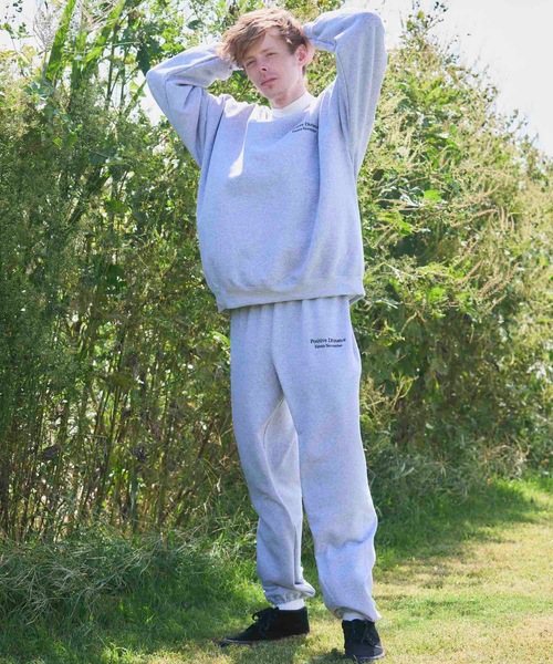 EMMA NOVEMBER (エマノーヴェンバー)の「Embroidery ヘビーブレンド クルースウェット(スウェット・メンズ・ネイビー/グレー/ブラック/ホワイト/サンドベージュ・1/3/2)」の17枚目の写真