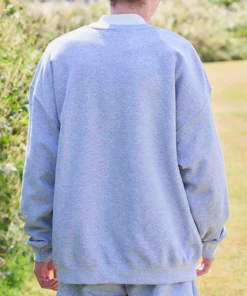 EMMA NOVEMBER (エマノーヴェンバー)の「Embroidery ヘビーブレンド クルースウェット(スウェット・メンズ・ネイビー/グレー/ブラック/ホワイト/サンドベージュ・1/3/2)」の10枚目の写真