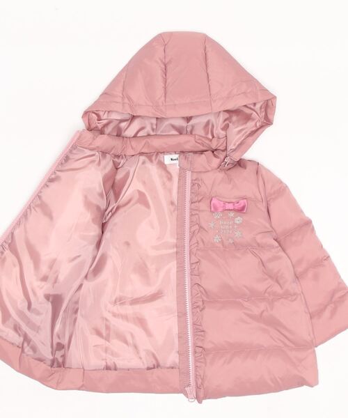 Noeil aime BeBe（ノイユエイムベベ）の「NoeilaimeBeBe/【撥水加工】タフタ前フリルリボンモチーフ付Aラインダウンコート(90~130cm)（ダウンジャケット/コート・キッズ・ピンク/ネイビー・130/100/120/90/110）」の17枚目の写真