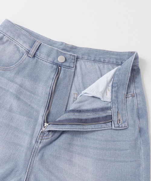 HEYUMM(ヘユム)の「ビンテージライクワイドデニムパンツ(デニムパンツ・メンズ・ライトインディゴブルー/ブラック・SMALL/MEDIUM)」の14枚目の写真