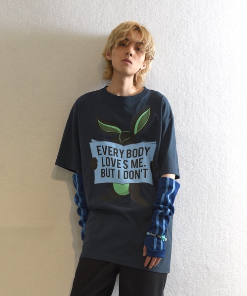 MILKBOY（ミルクボーイ）の「HATE BUNNY TEE（Tシャツ