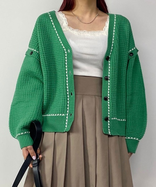 179/WG（イチナナキュウダブルジー）の「2WAYケーブルニットカーディガン／ベスト（袖取り外し）（カーディガン/ボレロ・レディース・ブルーグレー/ベージュ/オフホワイト/グリーン/ラベンダー・FREE）」の4枚目の写真
