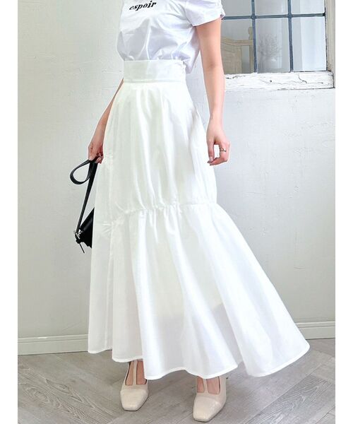 dazzlin（ダズリン）の「ギャザーフレアボリュームスカート（スカート・レディース・ブラウン/オフホワイト/ブルー/グリーン・SMALL/MEDIUM）」の2枚目の写真