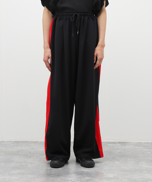 WILLY CHAVARRIA（ウィリーチャバリア）の「【WILLY CHAVARRIA / ウィリー チャバリア】SHOW TRACKPANT（その他パンツ・メンズ・レッド・SMALL/MEDIUM）」の6枚目の写真