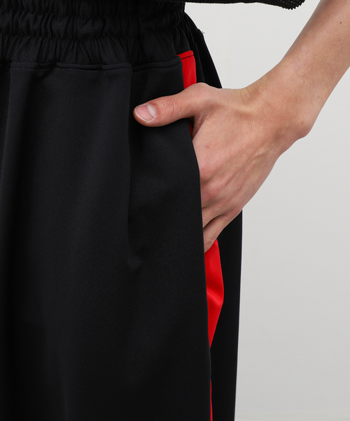 WILLY CHAVARRIA（ウィリーチャバリア）の「【WILLY CHAVARRIA / ウィリー チャバリア】SHOW TRACKPANT（その他パンツ・メンズ・レッド・SMALL/MEDIUM）」の16枚目の写真