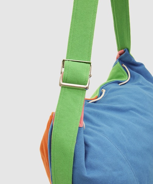 KHOKI（コッキ）の「Multi color messenger bag（ショルダーバッグ