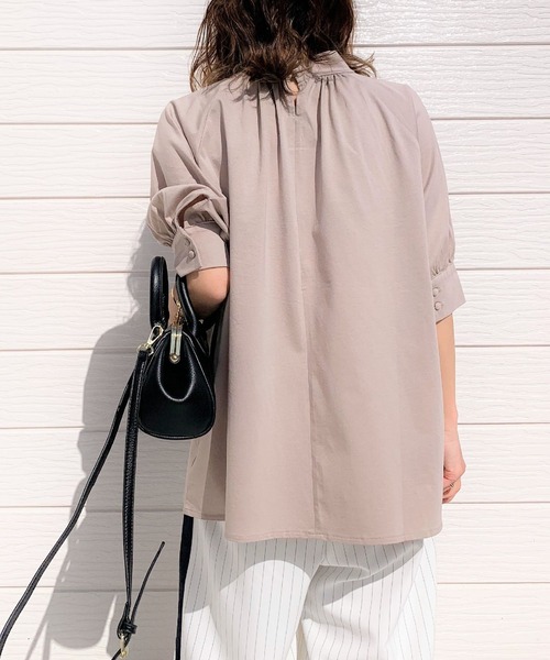 Q（キュー）の「シルケットギャザーカットブラウス（シャツ/ブラウス・レディース・アイボリー/ミント/グレイッシュベージュ/ベビーピンク・MEDIUM）」の10枚目の写真