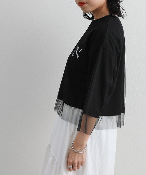 COLONY 2139（コロニートゥーワンスリーナイン）の「チュールレイヤードクロップドプリントTシャツ（Tシャツ/カットソー・レディース・ネイビー/ブラック/オフホワイト・FREE）」の10枚目の写真