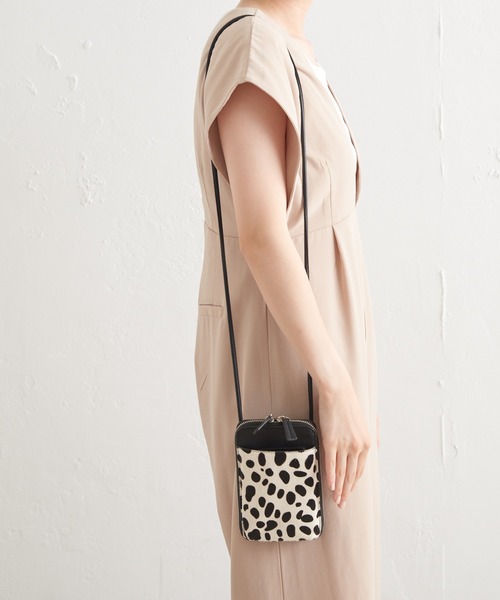 Actually（アクチュアリー）の「スマホショルダー アニマルコンビ（ショルダーバッグ・レディース・その他1/その他2・フリー）」の19枚目の写真