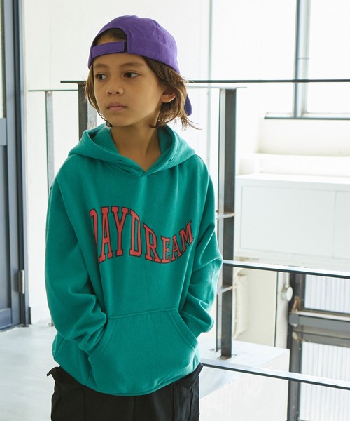 PAIRMANON STREET（ペアマノンストリート）の「【PAIRMANON STREET】ロゴプリント ポケット付き プルパーカー（パーカー・キッズ・レッド系その他/カーキ/アイボリー/ピンク/マスタード/ブラウン/ブラック系その他/ネイビー/グレー/ブルー系その他・130/150/110/100/140/90/120）」の7枚目の写真