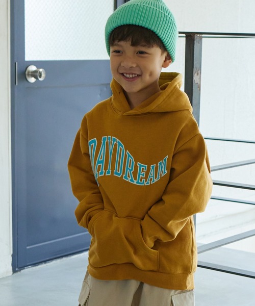 PAIRMANON STREET（ペアマノンストリート）の「【PAIRMANON STREET】ロゴプリント ポケット付き プルパーカー（パーカー・キッズ・レッド系その他/カーキ/アイボリー/ピンク/マスタード/ブラウン/ブラック系その他/ネイビー/グレー/ブルー系その他・130/150/110/100/140/90/120）」の8枚目の写真