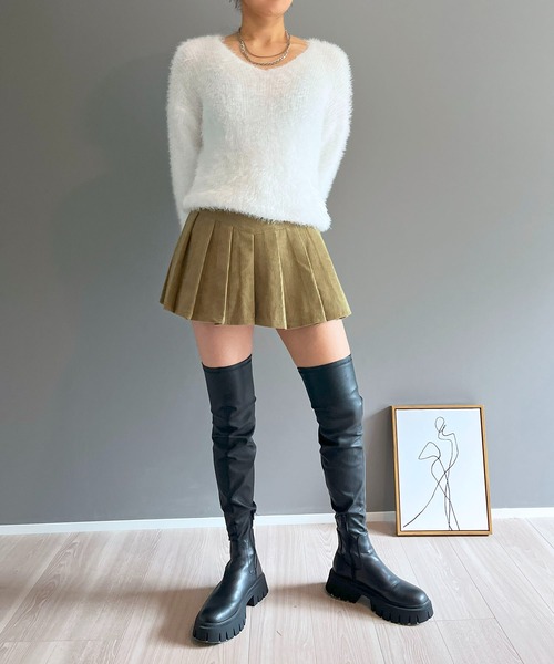 Jewelobe(ジュエローブ)の「シャロ―Vネックシャギーニットプルオーバー(ニット/セーター・レディース・グレー/ブラック/ピンク/ホワイト/ブルー・FREE)」の11枚目の写真