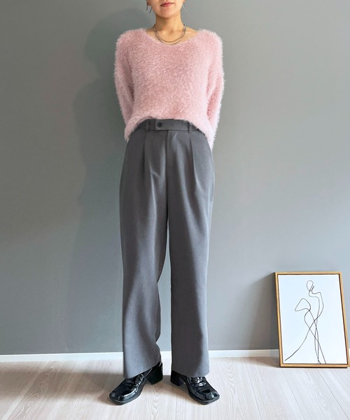Jewelobe(ジュエローブ)の「シャロ―Vネックシャギーニットプルオーバー(ニット/セーター・レディース・グレー/ブラック/ピンク/ホワイト/ブルー・FREE)」の16枚目の写真