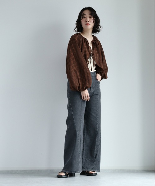 cepo（セポ）の「デニムワイドパンツ　＜立体裁断＞（デニムパンツ・レディース・ブラック/ブルー系1・L/M/S）」の19枚目の写真