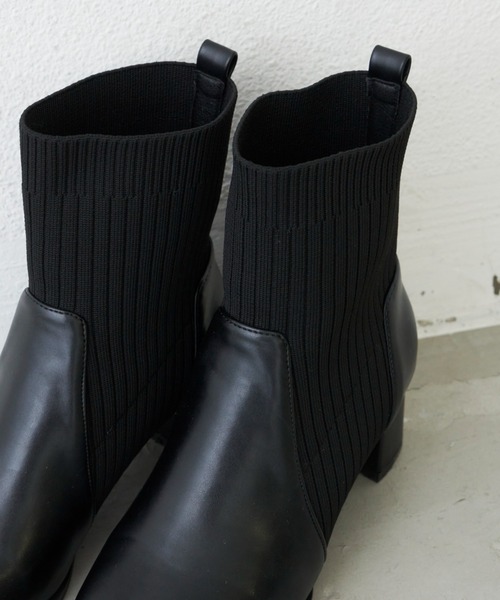 Aunt Marie's(アントマリーズ)の「ポインテッドソックスショートブーツ(ブーツ・レディース・ブラック/アイボリー・L/S/M)」の10枚目の写真