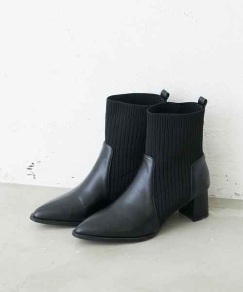 Aunt Marie's(アントマリーズ)の「ポインテッドソックスショートブーツ(ブーツ・レディース・ブラック/アイボリー・L/S/M)」の9枚目の写真