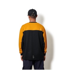 CHARI&CO（チャリアンドコー）の「FLUSHING LOGO MOTO L/S COOLER TEE