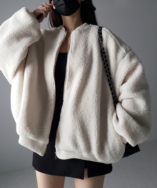 me+em select(ミームセレクト)の「※※【 3color 】ビッグシルエットボリュームボアブルゾン(ブルゾン・レディース・ブラック/アイボリー/ブルー・FREE)」の7枚目の写真