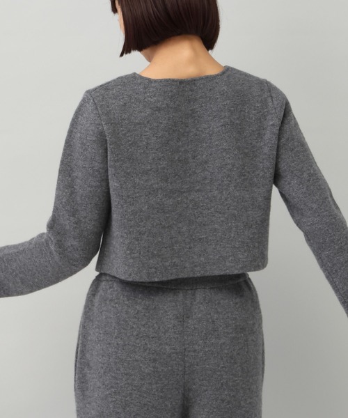 e/rm(イーアールエム)の「【e/rm】カシミヤコンパクトニットカーディガン(カーディガン/ボレロ・レディース・ネイビー/チャコールグレー/アイボリー/ブラック・FREE)」の6枚目の写真