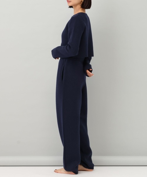 e/rm(イーアールエム)の「【e/rm】カシミヤコンパクトニットカーディガン(カーディガン/ボレロ・レディース・ネイビー/チャコールグレー/アイボリー/ブラック・FREE)」の8枚目の写真