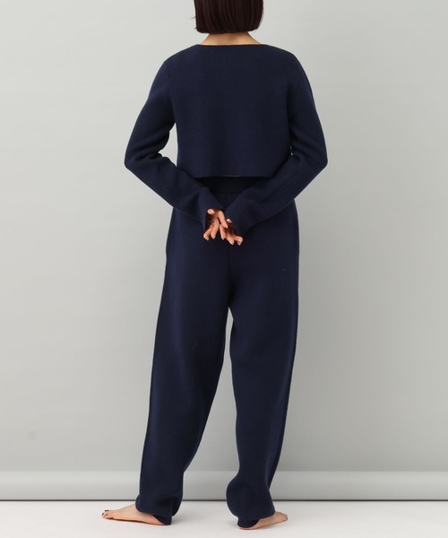 e/rm(イーアールエム)の「【e/rm】カシミヤコンパクトニットカーディガン(カーディガン/ボレロ・レディース・ネイビー/チャコールグレー/アイボリー/ブラック・FREE)」の9枚目の写真