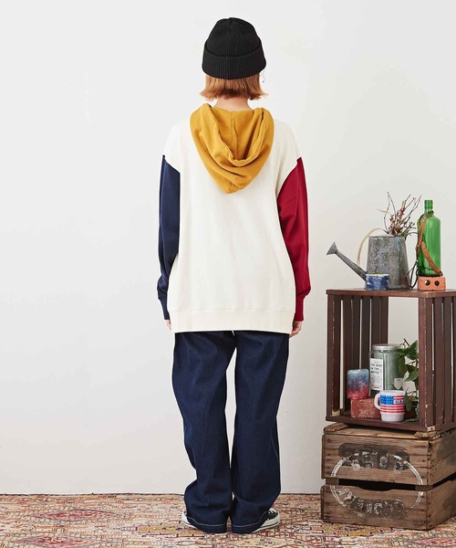 CUBE SUGAR(キューブシュガー)の「WEB限定ジャガードデニム ニーパッチパンツ(デニムパンツ・レディース・ブルー/インディゴブルー・M)」の6枚目の写真