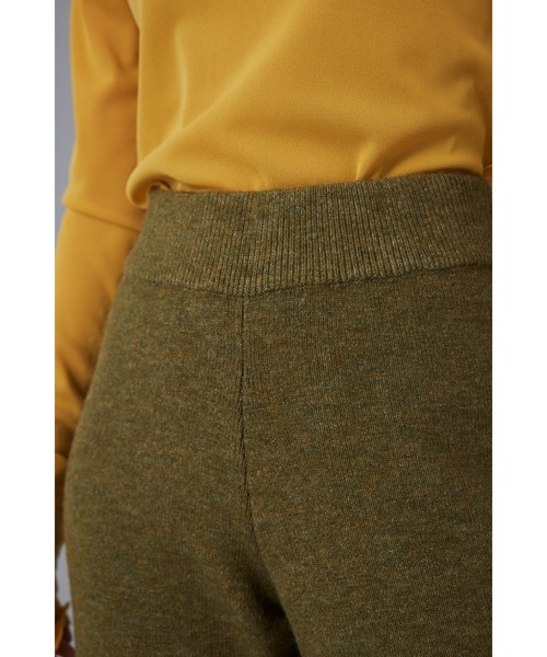 HeRIN.CYE（ヘリンドットサイ）の「Knit flared pants ニットフレアーパンツ（その他パンツ・レディース・カーキ/トップグレー・FREE）」の6枚目の写真