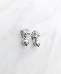 TIMELESS&THREE | パールモチーフアシンメトリーイヤリング(イヤリング)