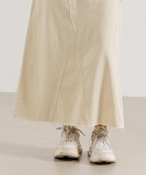 DAY CLOSET(デイ クローゼット)の「レディース ミリタリーカーゴデニムスカート(スカート・レディース・アイボリー・M/S/L)」の15枚目の写真