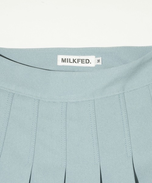 MILKFED.（ミルクフェド）の「PLEATED MINI SKIRT（スカート・レディース・ライトブルー/ベージュ・M/S）」の5枚目の写真