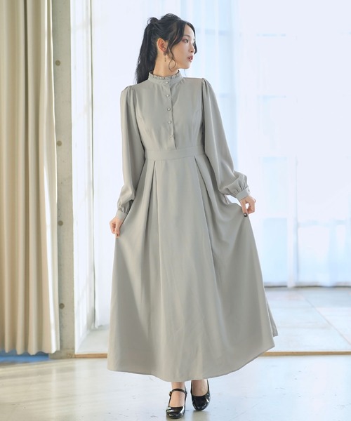Newlyme(ニューリーミー)の「フリルスタンドカラーマキシワンピース(ワンピース・レディース・ブラック/ブルー・LARGE/X-LARGE/XX-LARGE/SMALL/MEDIUM)」の4枚目の写真