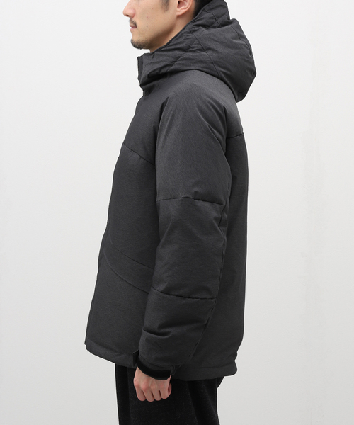 B.C STOCK（ベーセーストック）の「ストレッチ ダウン パーカー（ダウンジャケット/コート・メンズ・ブラック/チャコールグレー・LARGE/MEDIUM）」の5枚目の写真