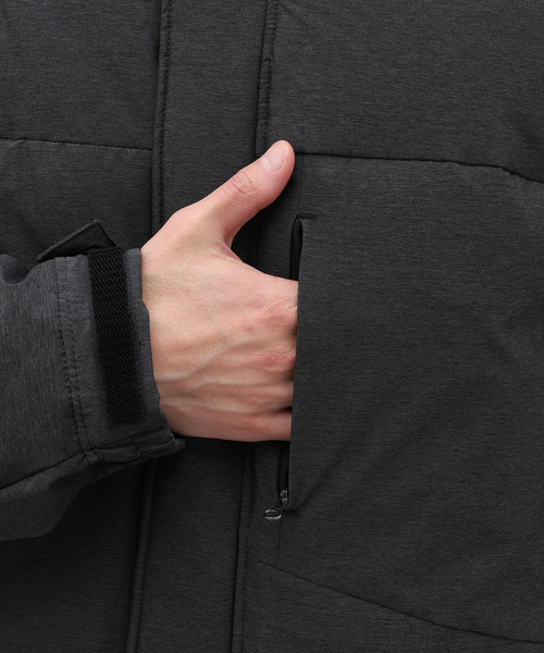 B.C STOCK（ベーセーストック）の「ストレッチ ダウン パーカー（ダウンジャケット/コート・メンズ・ブラック/チャコールグレー・LARGE/MEDIUM）」の11枚目の写真