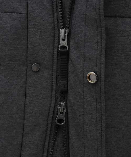 B.C STOCK（ベーセーストック）の「ストレッチ ダウン パーカー（ダウンジャケット/コート・メンズ・ブラック/チャコールグレー・LARGE/MEDIUM）」の13枚目の写真