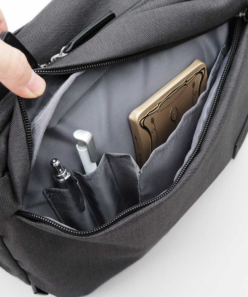 【セール】撥水加工 杢調ポリエステル スクエア型 ショルダーバッグ ビジネス対応（ショルダーバッグ）｜YAKPAK（ヤックパック）