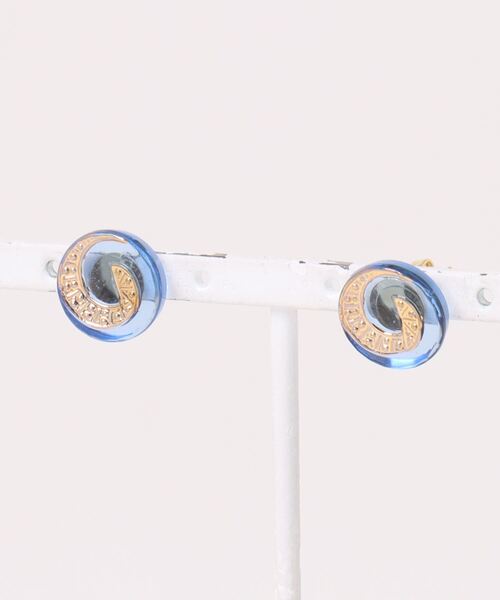 欧州航路(オウシュウコウロ)の「【欧州航路】チェコガラスボタンピアス(ピアス(両耳用)・レディース・ホワイト/ライトブルー/レッド/イエロー/ブルー/ブルー系その他/ライトピンク/グリーン/ブラック/ダークグリーン/ネイビー/ダークネイビー・FREE)」の9枚目の写真