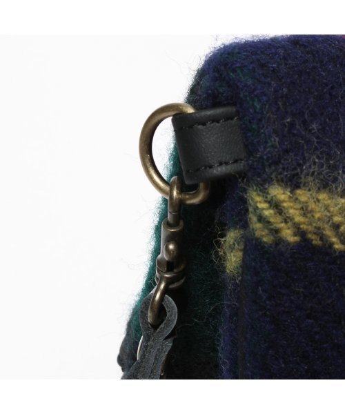 LIMITLESS LUXURY（リミットレスラグジュアリー）の「Tweed mill クラッチBAG◆（クラッチバッグ・レディース・グリーン/レッド・FREE）」の11枚目の写真