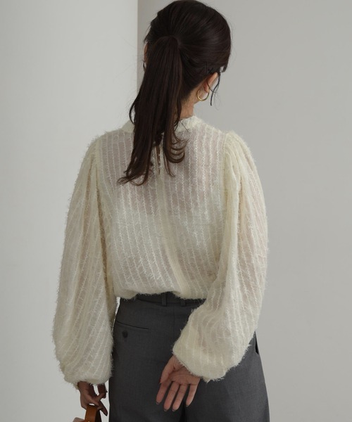I_am(アイアム)の「sheer fringe volume blouse / シアーフリンジボリュームブラウス(シャツ/ブラウス・レディース・ブラック/アイボリー・FREE)」の13枚目の写真